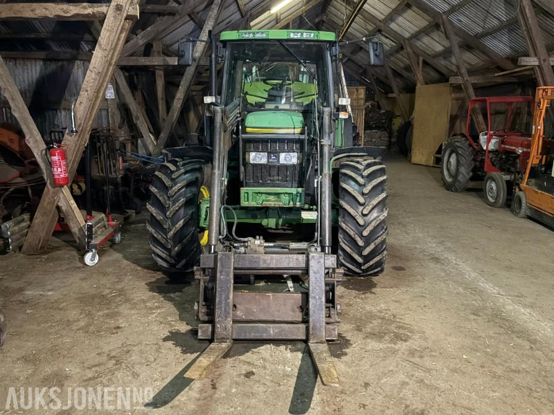 1997 John Deere 6300 med frontlaster - Traktori: kuva 1997 John Deere 6300 med frontlaster - Traktori 1997 John Deere 6300 med frontlaster - Traktori: kuva 1997 John Deere 6300 med frontlaster - Traktori