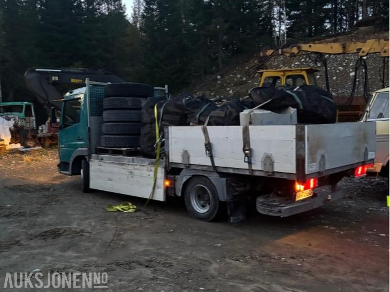 1998 Mercedes-Benz Atego 815/36 - Lava-kuorma-auto: kuva 1998 Mercedes-Benz Atego 815/36 - Lava-kuorma-auto 1998 Mercedes-Benz Atego 815/36 - Lava-kuorma-auto: kuva 1998 Mercedes-Benz Atego 815/36 - Lava-kuorma-auto