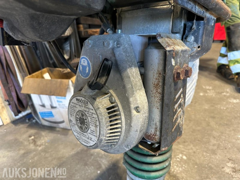 1998 Wacker Bs500 - stamper - Rakennustarvikkeet: kuva 1998 Wacker Bs500 - stamper - Rakennustarvikkeet 1998 Wacker Bs500 - stamper - Rakennustarvikkeet: kuva 1998 Wacker Bs500 - stamper - Rakennustarvikkeet