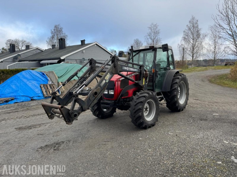 2001 Massey Ferguson 2230-4 m/Trima 320 Professional laster, 1171 timer, servicehistorikk, fremstår som godt vedlikeholdt - Traktori: kuva  2001 Massey Ferguson 2230-4 m/Trima 320 Professional laster, 1171 timer, servicehistorikk, fremstår som godt vedlikeholdt - Traktori 2001 Massey Ferguson 2230-4 m/Trima 320 Professional laster, 1171 timer, servicehistorikk, fremstår som godt vedlikeholdt - Traktori: kuva  2001 Massey Ferguson 2230-4 m/Trima 320 Professional laster, 1171 timer, servicehistorikk, fremstår som godt vedlikeholdt - Traktori
