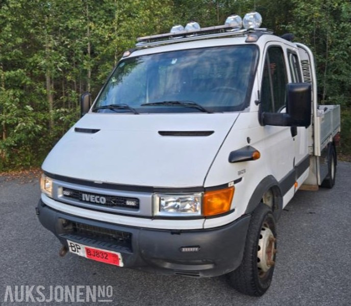 2003 Iveco Daily 55C15 Lastebil Kran Pallegaffel Rep.objekt - Lava-kuorma-auto: kuva 2003 Iveco Daily 55C15 Lastebil Kran Pallegaffel Rep.objekt - Lava-kuorma-auto 2003 Iveco Daily 55C15 Lastebil Kran Pallegaffel Rep.objekt - Lava-kuorma-auto: kuva 2003 Iveco Daily 55C15 Lastebil Kran Pallegaffel Rep.objekt - Lava-kuorma-auto