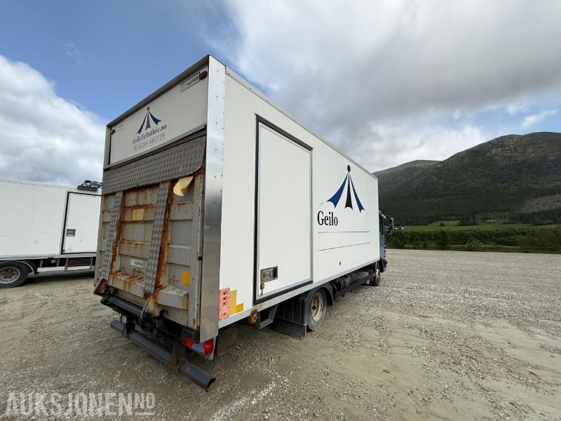 2005 MAN TGL 8.180 skapbil med løftelem - Umpikori kuorma-auto: kuva 2005 MAN TGL 8.180 skapbil med løftelem - Umpikori kuorma-auto 2005 MAN TGL 8.180 skapbil med løftelem - Umpikori kuorma-auto: kuva 2005 MAN TGL 8.180 skapbil med løftelem - Umpikori kuorma-auto