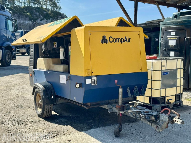 2006 CompAir DLT1302 - Kompressor - Timer: 2529 - Rakennustarvikkeet: kuva 2006 CompAir DLT1302 - Kompressor - Timer: 2529 - Rakennustarvikkeet 2006 CompAir DLT1302 - Kompressor - Timer: 2529 - Rakennustarvikkeet: kuva 2006 CompAir DLT1302 - Kompressor - Timer: 2529 - Rakennustarvikkeet