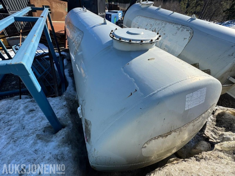 2006 Dieseltank 20m3 med pumpe - Rakennustarvikkeet: kuva 2006 Dieseltank 20m3 med pumpe - Rakennustarvikkeet 2006 Dieseltank 20m3 med pumpe - Rakennustarvikkeet: kuva 2006 Dieseltank 20m3 med pumpe - Rakennustarvikkeet