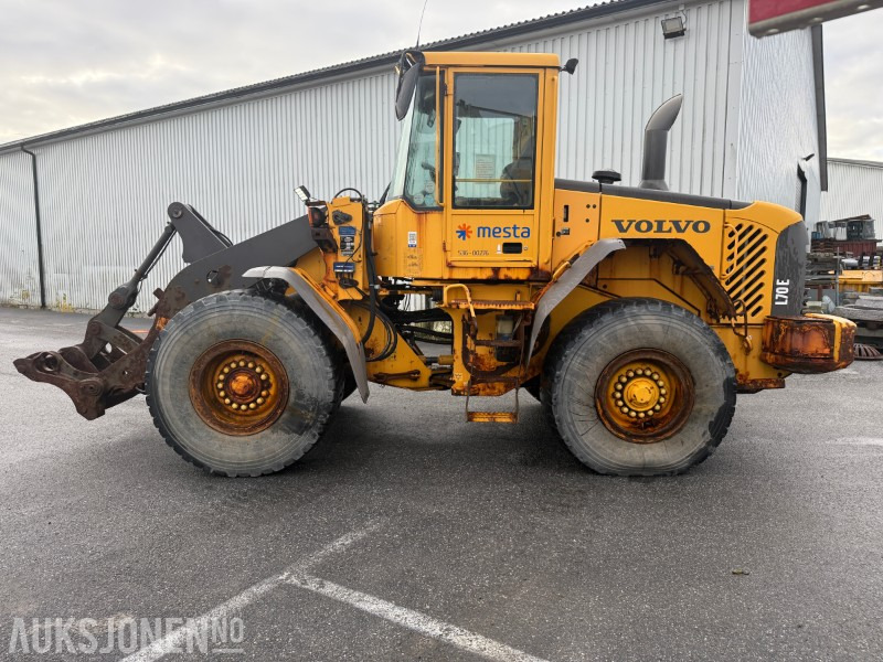 2006 Volvo L70E Hjullaster 3. og 4. funksjon. - Pyöräkuormaaja: kuva  2006 Volvo L70E Hjullaster 3. og 4. funksjon. - Pyöräkuormaaja 2006 Volvo L70E Hjullaster 3. og 4. funksjon. - Pyöräkuormaaja: kuva  2006 Volvo L70E Hjullaster 3. og 4. funksjon. - Pyöräkuormaaja