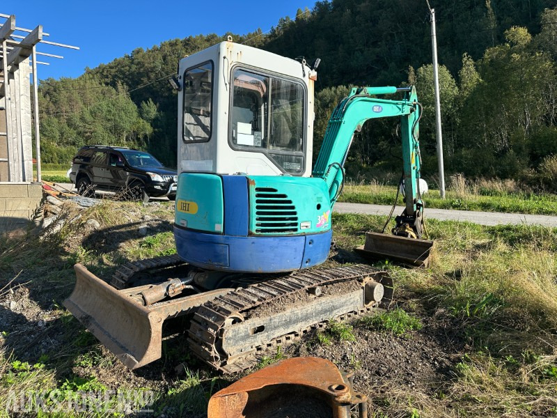 2007 IHI 35NX2 minigraver-3 skuffer-Engcon tiltrotator-maskinhenger - Minikuormaaja: kuva 2007 IHI 35NX2 minigraver-3 skuffer-Engcon tiltrotator-maskinhenger - Minikuormaaja 2007 IHI 35NX2 minigraver-3 skuffer-Engcon tiltrotator-maskinhenger - Minikuormaaja: kuva 2007 IHI 35NX2 minigraver-3 skuffer-Engcon tiltrotator-maskinhenger - Minikuormaaja