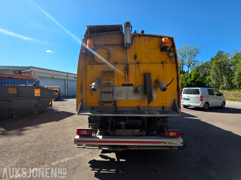 2007 Volvo FH440 Feiebil - Euro5T - 3 akslet - 265900km - Lakaisuauto: kuva 2007 Volvo FH440 Feiebil - Euro5T - 3 akslet - 265900km - Lakaisuauto 2007 Volvo FH440 Feiebil - Euro5T - 3 akslet - 265900km - Lakaisuauto: kuva 2007 Volvo FH440 Feiebil - Euro5T - 3 akslet - 265900km - Lakaisuauto