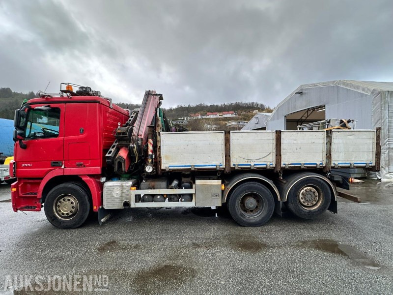 2009 Mercedes-Benz 2551L/42 6X2M Kranbil m/Fassi F235XP kran | Luft foran og bak | Krok og plan, 305520km - Nosturiauto: kuva 2009 Mercedes-Benz 2551L/42 6X2M Kranbil m/Fassi F235XP kran | Luft foran og bak | Krok og plan, 305520km - Nosturiauto 2009 Mercedes-Benz 2551L/42 6X2M Kranbil m/Fassi F235XP kran | Luft foran og bak | Krok og plan, 305520km - Nosturiauto: kuva 2009 Mercedes-Benz 2551L/42 6X2M Kranbil m/Fassi F235XP kran | Luft foran og bak | Krok og plan, 305520km - Nosturiauto