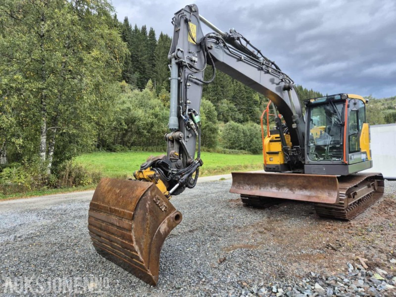 2010 Volvo EC145EL ENGCON TILTROTATOR SENTRALSMØRING 7474 timer - Kaivuri: kuva 2010 Volvo EC145EL ENGCON TILTROTATOR SENTRALSMØRING 7474 timer - Kaivuri 2010 Volvo EC145EL ENGCON TILTROTATOR SENTRALSMØRING 7474 timer - Kaivuri: kuva 2010 Volvo EC145EL ENGCON TILTROTATOR SENTRALSMØRING 7474 timer - Kaivuri