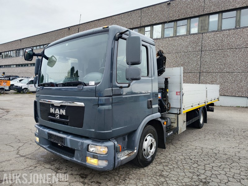2012 MAN TGL 8.220 Planbil med Hiab XS 055 B-2 HIDUO kran - Nosturiauto: kuva 2012 MAN TGL 8.220 Planbil med Hiab XS 055 B-2 HIDUO kran - Nosturiauto 2012 MAN TGL 8.220 Planbil med Hiab XS 055 B-2 HIDUO kran - Nosturiauto: kuva 2012 MAN TGL 8.220 Planbil med Hiab XS 055 B-2 HIDUO kran - Nosturiauto