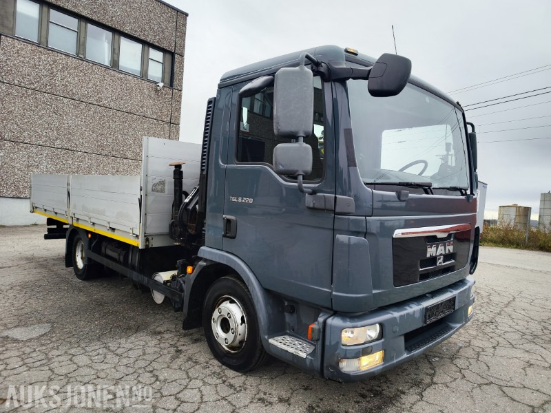 2012 MAN TGL 8.220 Planbil med Hiab XS 055 B-2 HIDUO kran - Nosturiauto: kuva 2012 MAN TGL 8.220 Planbil med Hiab XS 055 B-2 HIDUO kran - Nosturiauto 2012 MAN TGL 8.220 Planbil med Hiab XS 055 B-2 HIDUO kran - Nosturiauto: kuva 2012 MAN TGL 8.220 Planbil med Hiab XS 055 B-2 HIDUO kran - Nosturiauto