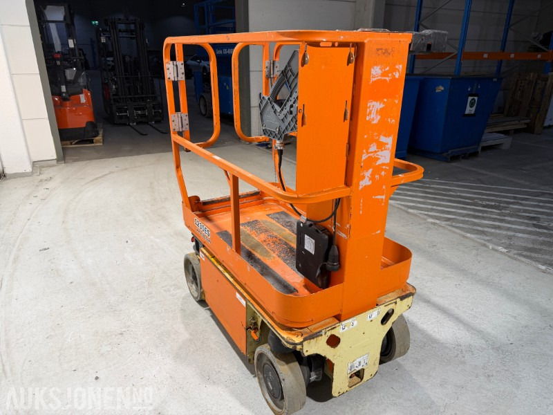 2013 JLG 1230ES Elektrisk mastelift med 5,6 m arbeidshøyde - Henkilönostin: kuva 2013 JLG 1230ES Elektrisk mastelift med 5,6 m arbeidshøyde - Henkilönostin 2013 JLG 1230ES Elektrisk mastelift med 5,6 m arbeidshøyde - Henkilönostin: kuva 2013 JLG 1230ES Elektrisk mastelift med 5,6 m arbeidshøyde - Henkilönostin