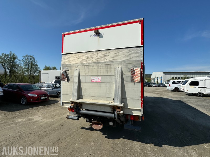 2013 MAN TGL 8.220 4X2BL - 18PL Carrier Frys - Bakløft - EU-Godkjent - Umpikori kuorma-auto: kuva 2013 MAN TGL 8.220 4X2BL - 18PL Carrier Frys - Bakløft - EU-Godkjent - Umpikori kuorma-auto 2013 MAN TGL 8.220 4X2BL - 18PL Carrier Frys - Bakløft - EU-Godkjent - Umpikori kuorma-auto: kuva 2013 MAN TGL 8.220 4X2BL - 18PL Carrier Frys - Bakløft - EU-Godkjent - Umpikori kuorma-auto
