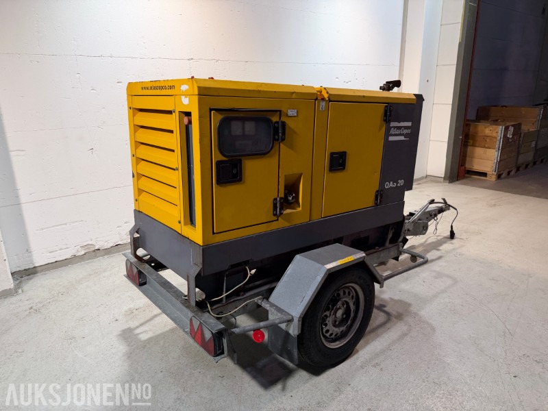 2014 Atlas Copco QAS 20 TR tilhengermontert aggregat - 20 KVA / 16 kW - Rakennustarvikkeet: kuva 2014 Atlas Copco QAS 20 TR tilhengermontert aggregat - 20 KVA / 16 kW - Rakennustarvikkeet 2014 Atlas Copco QAS 20 TR tilhengermontert aggregat - 20 KVA / 16 kW - Rakennustarvikkeet: kuva 2014 Atlas Copco QAS 20 TR tilhengermontert aggregat - 20 KVA / 16 kW - Rakennustarvikkeet