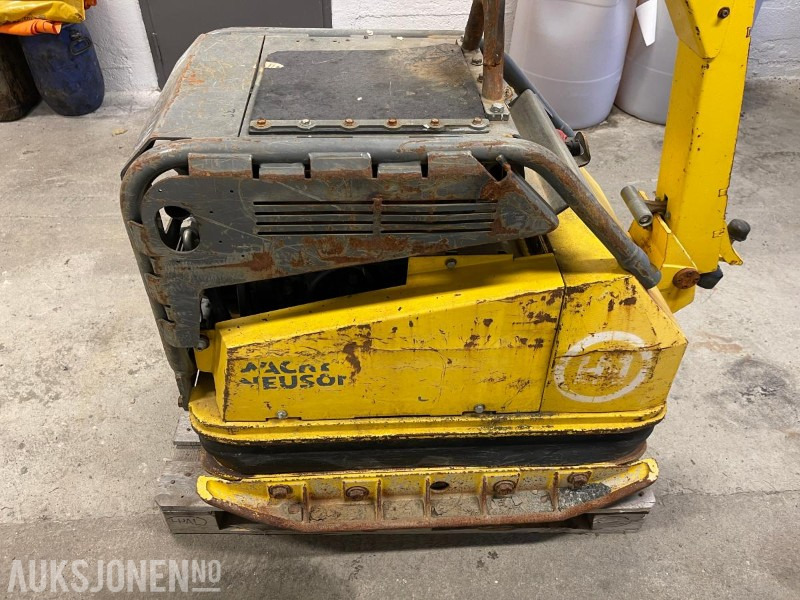2014 Wacker Neuson DPU 100-70 Vibroplate, 768 kg - Jyrä: kuva 2014 Wacker Neuson DPU 100-70 Vibroplate, 768 kg - Jyrä 2014 Wacker Neuson DPU 100-70 Vibroplate, 768 kg - Jyrä: kuva 2014 Wacker Neuson DPU 100-70 Vibroplate, 768 kg - Jyrä