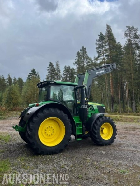 2015 John Deere 6215R med Q75 frontlaster 5588 timer - Traktori: kuva  2015 John Deere 6215R med Q75 frontlaster 5588 timer - Traktori 2015 John Deere 6215R med Q75 frontlaster 5588 timer - Traktori: kuva  2015 John Deere 6215R med Q75 frontlaster 5588 timer - Traktori