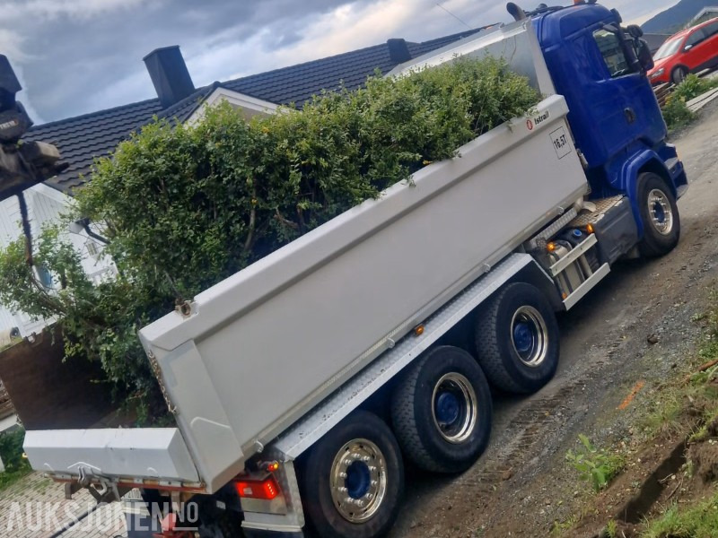 2015 Scania R580 Tippbil - Euro6 - 8X4 - 483 000km - Kippiauto kuorma-auto: kuva 2015 Scania R580 Tippbil - Euro6 - 8X4 - 483 000km - Kippiauto kuorma-auto 2015 Scania R580 Tippbil - Euro6 - 8X4 - 483 000km - Kippiauto kuorma-auto: kuva 2015 Scania R580 Tippbil - Euro6 - 8X4 - 483 000km - Kippiauto kuorma-auto