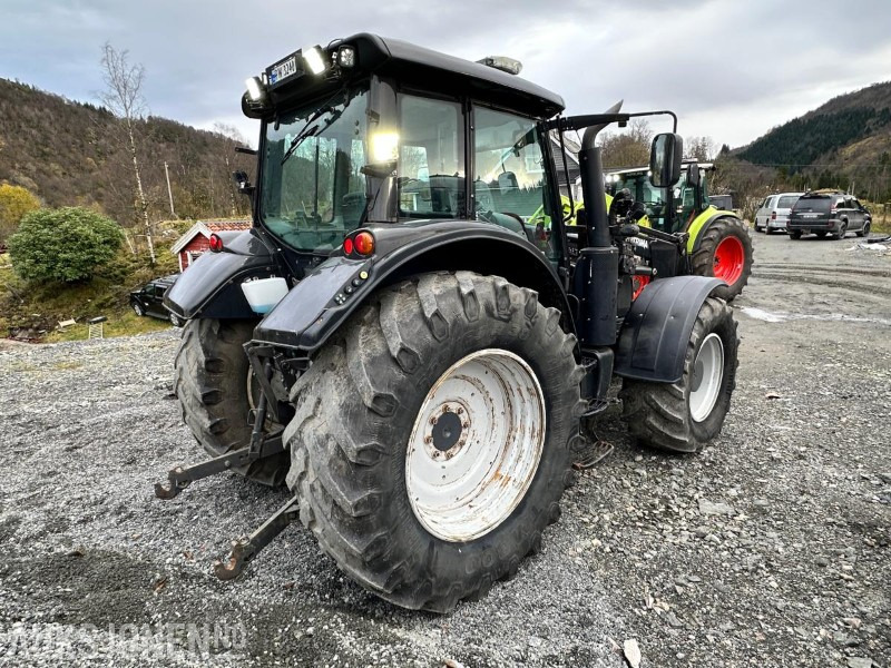 2016 Valtra N163 Direct m/Trima frontlaster, 6080 timer - Traktori: kuva 2016 Valtra N163 Direct m/Trima frontlaster, 6080 timer - Traktori 2016 Valtra N163 Direct m/Trima frontlaster, 6080 timer - Traktori: kuva 2016 Valtra N163 Direct m/Trima frontlaster, 6080 timer - Traktori