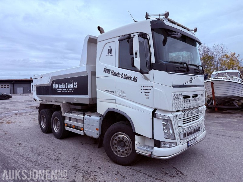 2017 Volvo 540 Tippbil 6X4 EURO 6 344830 km Anleggsmodellen - Kippiauto kuorma-auto: kuva  2017 Volvo 540 Tippbil 6X4 EURO 6 344830 km Anleggsmodellen - Kippiauto kuorma-auto 2017 Volvo 540 Tippbil 6X4 EURO 6 344830 km Anleggsmodellen - Kippiauto kuorma-auto: kuva  2017 Volvo 540 Tippbil 6X4 EURO 6 344830 km Anleggsmodellen - Kippiauto kuorma-auto