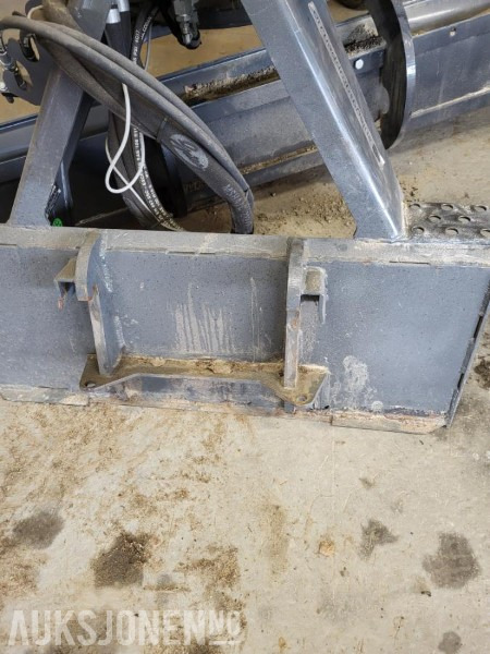 2018 Bobcat Grader 213 - Veiskrape til Bobcat - Rakennustarvikkeet: kuva 2018 Bobcat Grader 213 - Veiskrape til Bobcat - Rakennustarvikkeet 2018 Bobcat Grader 213 - Veiskrape til Bobcat - Rakennustarvikkeet: kuva 2018 Bobcat Grader 213 - Veiskrape til Bobcat - Rakennustarvikkeet
