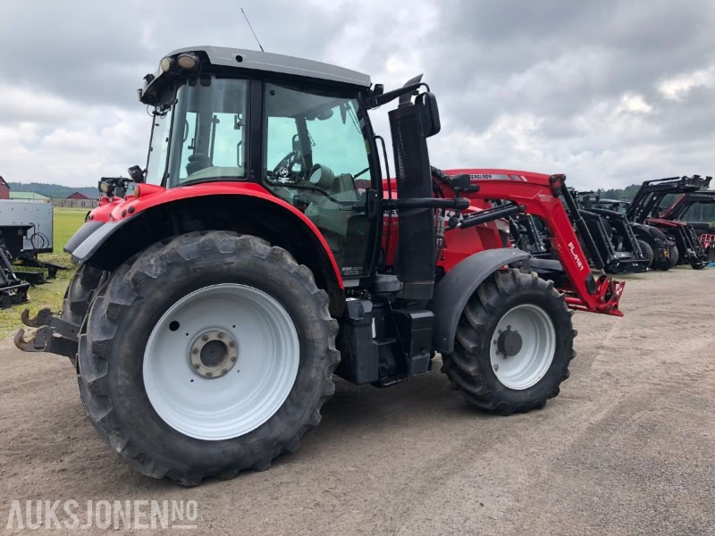 2018 Massey Ferguson MF6714S traktor - Elektronisk hydraulikk - Festejern/Sentral - Fjærende foraksel - Klimaanlegg - Traktori: kuva 2018 Massey Ferguson MF6714S traktor - Elektronisk hydraulikk - Festejern/Sentral - Fjærende foraksel - Klimaanlegg - Traktori 2018 Massey Ferguson MF6714S traktor - Elektronisk hydraulikk - Festejern/Sentral - Fjærende foraksel - Klimaanlegg - Traktori: kuva 2018 Massey Ferguson MF6714S traktor - Elektronisk hydraulikk - Festejern/Sentral - Fjærende foraksel - Klimaanlegg - Traktori