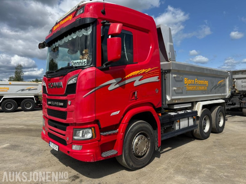 2018 Scania R580 GODT UTSTYRT TIPPBIL MED 3 AKSLET HENGER - Kippiauto kuorma-auto: kuva 2018 Scania R580 GODT UTSTYRT TIPPBIL MED 3 AKSLET HENGER - Kippiauto kuorma-auto 2018 Scania R580 GODT UTSTYRT TIPPBIL MED 3 AKSLET HENGER - Kippiauto kuorma-auto: kuva 2018 Scania R580 GODT UTSTYRT TIPPBIL MED 3 AKSLET HENGER - Kippiauto kuorma-auto