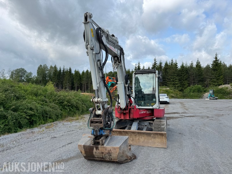 2018 Takeuchi TB280FR – 8,5-tonns gravemaskin med Side-to-Side Boom, tilt, sentralsmøring og 2 skuffer - Kaivuri: kuva 2018 Takeuchi TB280FR – 8,5-tonns gravemaskin med Side-to-Side Boom, tilt, sentralsmøring og 2 skuffer - Kaivuri 2018 Takeuchi TB280FR – 8,5-tonns gravemaskin med Side-to-Side Boom, tilt, sentralsmøring og 2 skuffer - Kaivuri: kuva 2018 Takeuchi TB280FR – 8,5-tonns gravemaskin med Side-to-Side Boom, tilt, sentralsmøring og 2 skuffer - Kaivuri