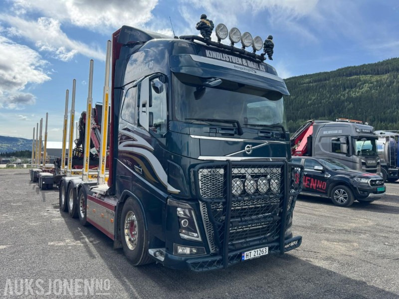 2018 Volvo FH16 8X4 komplett tømmerbil med kran og henger. - Puuauto, Nosturiauto: kuva 2018 Volvo FH16 8X4 komplett tømmerbil med kran og henger. - Puuauto, Nosturiauto 2018 Volvo FH16 8X4 komplett tømmerbil med kran og henger. - Puuauto, Nosturiauto: kuva 2018 Volvo FH16 8X4 komplett tømmerbil med kran og henger. - Puuauto, Nosturiauto