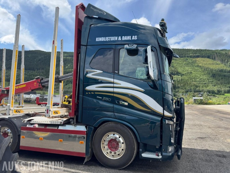 2018 Volvo FH16 8X4 komplett tømmerbil med kran og henger. - Puuauto, Nosturiauto: kuva 2018 Volvo FH16 8X4 komplett tømmerbil med kran og henger. - Puuauto, Nosturiauto 2018 Volvo FH16 8X4 komplett tømmerbil med kran og henger. - Puuauto, Nosturiauto: kuva 2018 Volvo FH16 8X4 komplett tømmerbil med kran og henger. - Puuauto, Nosturiauto