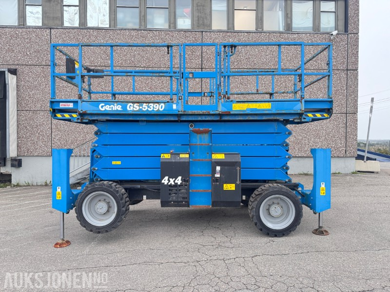 2019 Genie GS-5390 RT – 18,2 m sakselift – Kun 257 timer – Deutz diesel – Sertifisert til 2026 - Henkilönostin: kuva 2019 Genie GS-5390 RT – 18,2 m sakselift – Kun 257 timer – Deutz diesel – Sertifisert til 2026 - Henkilönostin 2019 Genie GS-5390 RT – 18,2 m sakselift – Kun 257 timer – Deutz diesel – Sertifisert til 2026 - Henkilönostin: kuva 2019 Genie GS-5390 RT – 18,2 m sakselift – Kun 257 timer – Deutz diesel – Sertifisert til 2026 - Henkilönostin