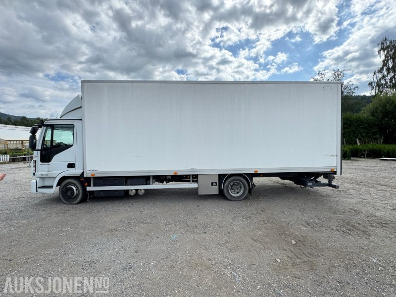 2019 Iveco Eurocargo skapbil med varme og kjøl i skap / 43126 km - Umpikori kuorma-auto: kuva 2019 Iveco Eurocargo skapbil med varme og kjøl i skap / 43126 km - Umpikori kuorma-auto 2019 Iveco Eurocargo skapbil med varme og kjøl i skap / 43126 km - Umpikori kuorma-auto: kuva 2019 Iveco Eurocargo skapbil med varme og kjøl i skap / 43126 km - Umpikori kuorma-auto