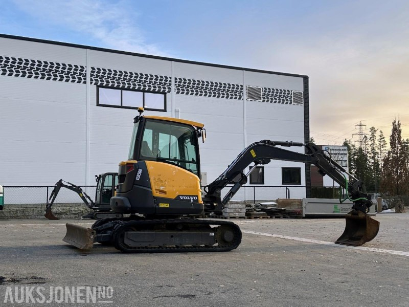 2019 VOLVO ECR50D MINIGRAVER 5 TONN STEELWRIST TILTROTATOR S40 1945 TIMER - Minikuormaaja: kuva 2019 VOLVO ECR50D MINIGRAVER 5 TONN STEELWRIST TILTROTATOR S40 1945 TIMER - Minikuormaaja 2019 VOLVO ECR50D MINIGRAVER 5 TONN STEELWRIST TILTROTATOR S40 1945 TIMER - Minikuormaaja: kuva 2019 VOLVO ECR50D MINIGRAVER 5 TONN STEELWRIST TILTROTATOR S40 1945 TIMER - Minikuormaaja