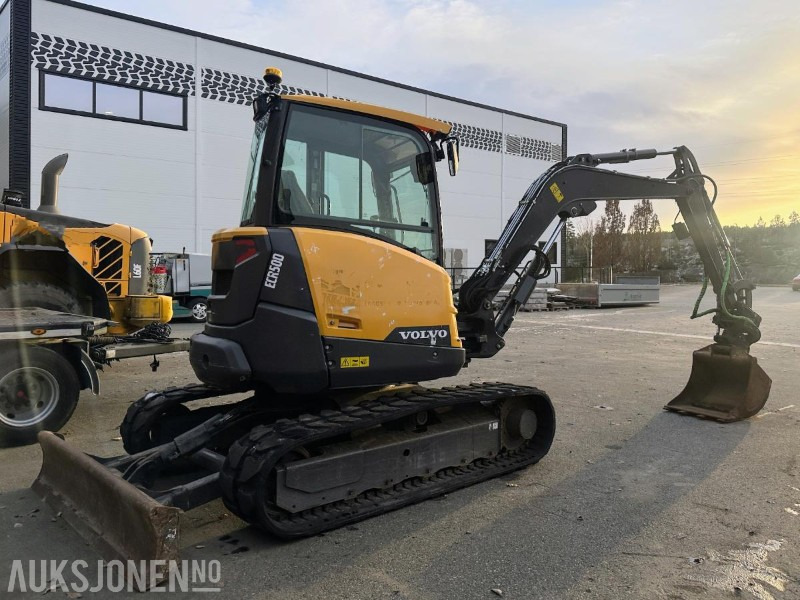 2019 VOLVO ECR50D MINIGRAVER 5 TONN STEELWRIST TILTROTATOR S40 1945 TIMER - Minikuormaaja: kuva 2019 VOLVO ECR50D MINIGRAVER 5 TONN STEELWRIST TILTROTATOR S40 1945 TIMER - Minikuormaaja 2019 VOLVO ECR50D MINIGRAVER 5 TONN STEELWRIST TILTROTATOR S40 1945 TIMER - Minikuormaaja: kuva 2019 VOLVO ECR50D MINIGRAVER 5 TONN STEELWRIST TILTROTATOR S40 1945 TIMER - Minikuormaaja