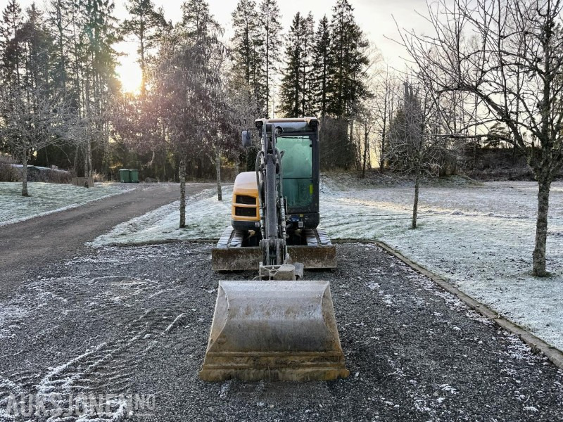 2019 VOLVO ECR50D MINIGRAVER 5 TONN STEELWRIST TILTROTATOR S40 PUSSESKUFFE 2319 TIMER - Minikuormaaja: kuva 2019 VOLVO ECR50D MINIGRAVER 5 TONN STEELWRIST TILTROTATOR S40 PUSSESKUFFE 2319 TIMER - Minikuormaaja 2019 VOLVO ECR50D MINIGRAVER 5 TONN STEELWRIST TILTROTATOR S40 PUSSESKUFFE 2319 TIMER - Minikuormaaja: kuva 2019 VOLVO ECR50D MINIGRAVER 5 TONN STEELWRIST TILTROTATOR S40 PUSSESKUFFE 2319 TIMER - Minikuormaaja