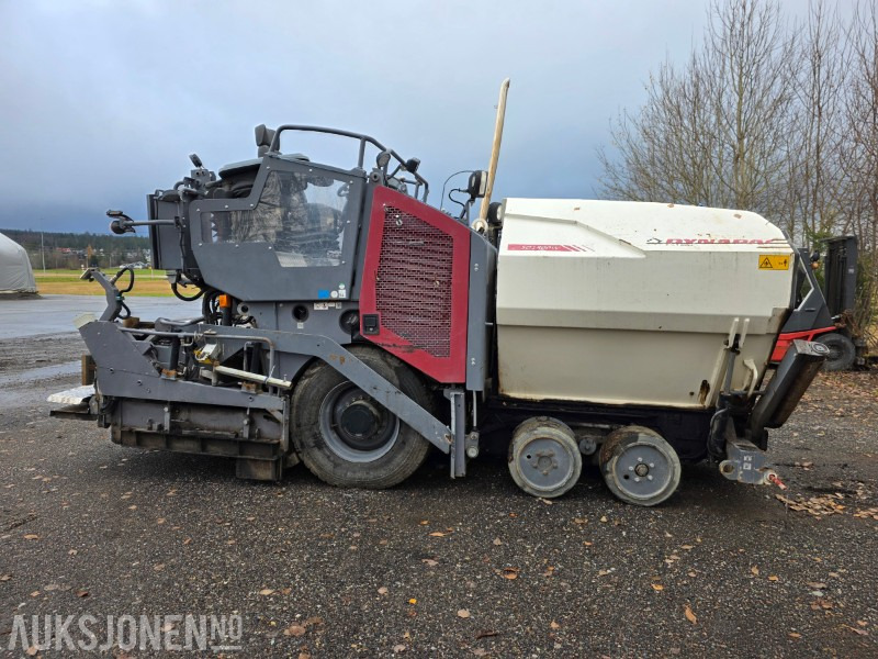 2020 Dynapac SD1800W asfaltutlegger 1954 timer - Rakennustarvikkeet: kuva 2020 Dynapac SD1800W asfaltutlegger 1954 timer - Rakennustarvikkeet 2020 Dynapac SD1800W asfaltutlegger 1954 timer - Rakennustarvikkeet: kuva 2020 Dynapac SD1800W asfaltutlegger 1954 timer - Rakennustarvikkeet