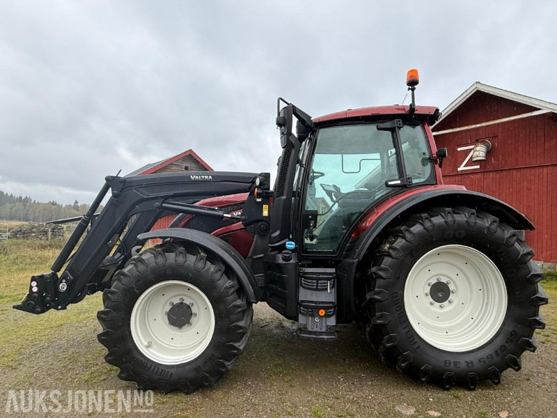 2020 Valtra N174 Direct Twin track med full RTK GPS - Traktori: kuva 2020 Valtra N174 Direct Twin track med full RTK GPS - Traktori 2020 Valtra N174 Direct Twin track med full RTK GPS - Traktori: kuva 2020 Valtra N174 Direct Twin track med full RTK GPS - Traktori