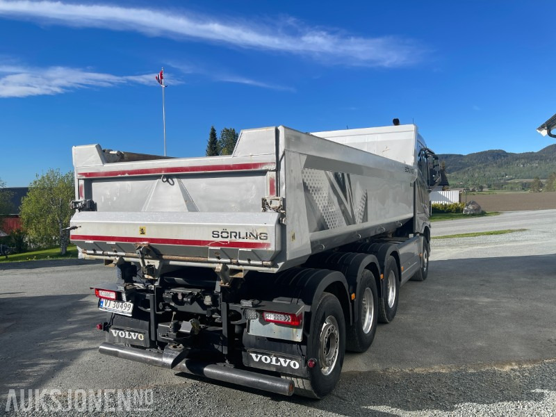 2022 Volvo FH16 750 8x4 Tridem – Gullavtale, Én Eier, EU-godkjent til 15.05.2026 - Kippiauto kuorma-auto: kuva 2022 Volvo FH16 750 8x4 Tridem – Gullavtale, Én Eier, EU-godkjent til 15.05.2026 - Kippiauto kuorma-auto 2022 Volvo FH16 750 8x4 Tridem – Gullavtale, Én Eier, EU-godkjent til 15.05.2026 - Kippiauto kuorma-auto: kuva 2022 Volvo FH16 750 8x4 Tridem – Gullavtale, Én Eier, EU-godkjent til 15.05.2026 - Kippiauto kuorma-auto
