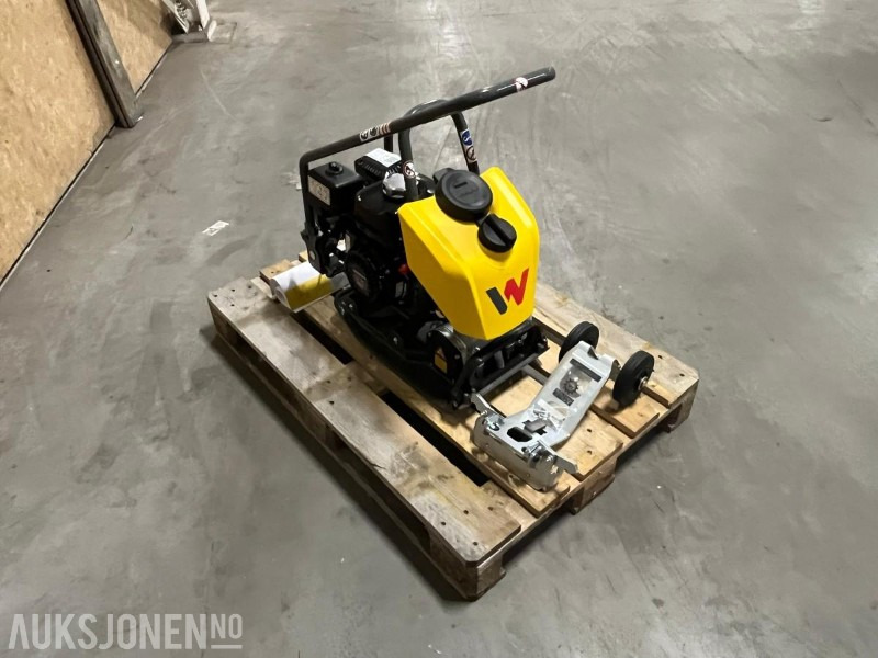 2022 Wacker vibroplate BPS1030Aw 56kg - ikke brukt! - Jyrä: kuva 2022 Wacker vibroplate BPS1030Aw 56kg - ikke brukt! - Jyrä 2022 Wacker vibroplate BPS1030Aw 56kg - ikke brukt! - Jyrä: kuva 2022 Wacker vibroplate BPS1030Aw 56kg - ikke brukt! - Jyrä