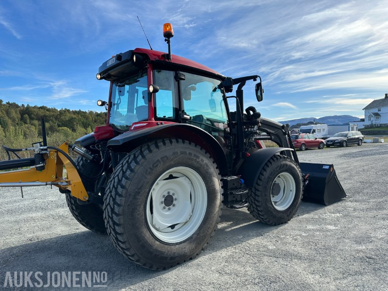 2023 Valtra A95 - Mye utstyr, lite brukt - Traktori: kuva 2023 Valtra A95 - Mye utstyr, lite brukt - Traktori 2023 Valtra A95 - Mye utstyr, lite brukt - Traktori: kuva 2023 Valtra A95 - Mye utstyr, lite brukt - Traktori