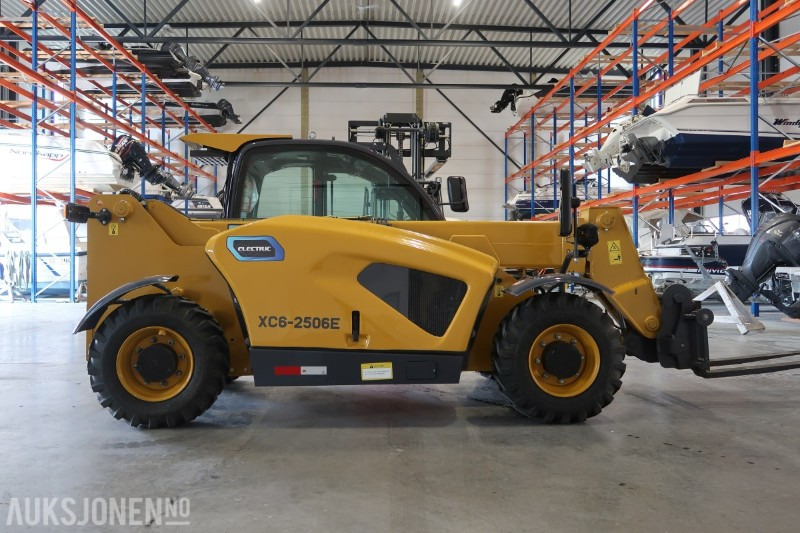 2023 XCMG XC6-2506E Elektrisk teleskoptruck - Skuff - Gafler - Lader, Kun 13 Timer - Kurottaja: kuva 2023 XCMG XC6-2506E Elektrisk teleskoptruck - Skuff - Gafler - Lader, Kun 13 Timer - Kurottaja 2023 XCMG XC6-2506E Elektrisk teleskoptruck - Skuff - Gafler - Lader, Kun 13 Timer - Kurottaja: kuva 2023 XCMG XC6-2506E Elektrisk teleskoptruck - Skuff - Gafler - Lader, Kun 13 Timer - Kurottaja