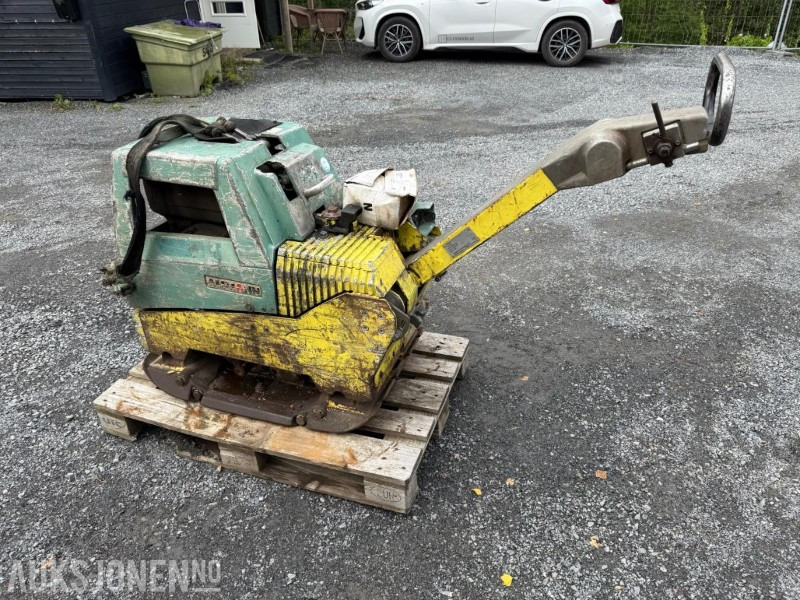 AMMANN AVH 6020 Vibroplate / Hoppetusse - Jyrä: kuva AMMANN AVH 6020 Vibroplate / Hoppetusse - Jyrä AMMANN AVH 6020 Vibroplate / Hoppetusse - Jyrä: kuva AMMANN AVH 6020 Vibroplate / Hoppetusse - Jyrä