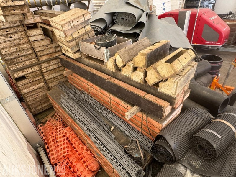 Forskaling selges i pakke - Rakennustarvikkeet: kuva Forskaling selges i pakke - Rakennustarvikkeet Forskaling selges i pakke - Rakennustarvikkeet: kuva Forskaling selges i pakke - Rakennustarvikkeet