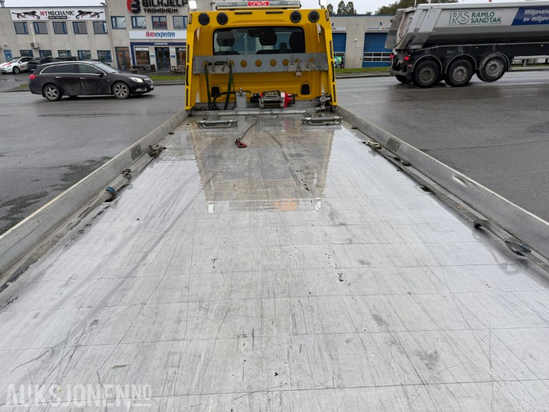 Paloauto Iveco Daily 70C18 Bergingsbil – 2023-modell - bare gått 98 182 km: kuva Paloauto Iveco Daily 70C18 Bergingsbil – 2023-modell - bare gått 98 182 km Paloauto Iveco Daily 70C18 Bergingsbil – 2023-modell - bare gått 98 182 km: kuva Paloauto Iveco Daily 70C18 Bergingsbil – 2023-modell - bare gått 98 182 km