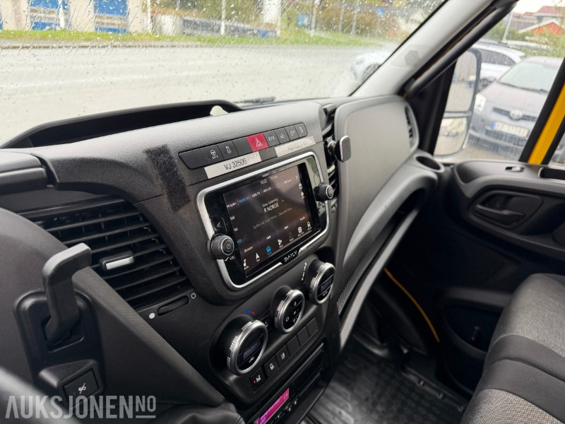 Paloauto Iveco Daily 70C18 Bergingsbil – 2023-modell - bare gått 98 182 km: kuva Paloauto Iveco Daily 70C18 Bergingsbil – 2023-modell - bare gått 98 182 km Paloauto Iveco Daily 70C18 Bergingsbil – 2023-modell - bare gått 98 182 km: kuva Paloauto Iveco Daily 70C18 Bergingsbil – 2023-modell - bare gått 98 182 km