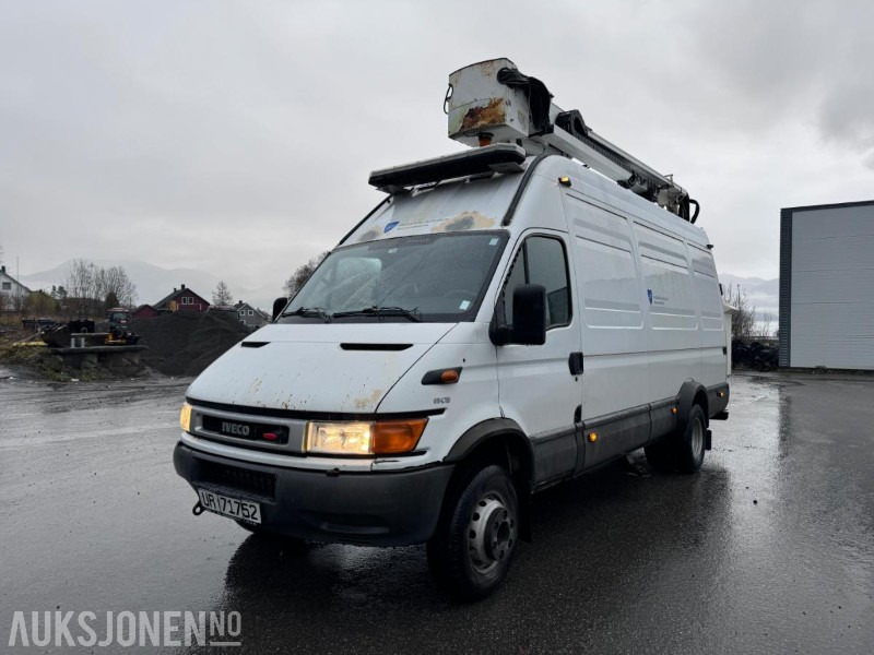 2005 Iveco Daily, Liftbil - UniJet - HPT 65C15, 230.604 km - Nifty lift - VM 140 med personkorg - Sertifisert lift til juni 2026 - Kunnallis-/ Erikoisajoneuvot: kuva 2005 Iveco Daily, Liftbil - UniJet - HPT 65C15, 230.604 km - Nifty lift - VM 140 med personkorg - Sertifisert lift til juni 2026 - Kunnallis-/ Erikoisajoneuvot 2005 Iveco Daily, Liftbil - UniJet - HPT 65C15, 230.604 km - Nifty lift - VM 140 med personkorg - Sertifisert lift til juni 2026 - Kunnallis-/ Erikoisajoneuvot: kuva 2005 Iveco Daily, Liftbil - UniJet - HPT 65C15, 230.604 km - Nifty lift - VM 140 med personkorg - Sertifisert lift til juni 2026 - Kunnallis-/ Erikoisajoneuvot
