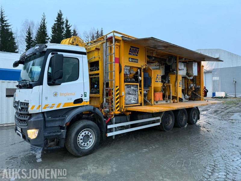 2017 Mercedes-Benz Arocs 3235 8x4, Injeksjonsrigg AMV, EURO 6, påmontert kran - Kunnallis-/ Erikoisajoneuvot: kuva 2017 Mercedes-Benz Arocs 3235 8x4, Injeksjonsrigg AMV, EURO 6, påmontert kran - Kunnallis-/ Erikoisajoneuvot 2017 Mercedes-Benz Arocs 3235 8x4, Injeksjonsrigg AMV, EURO 6, påmontert kran - Kunnallis-/ Erikoisajoneuvot: kuva 2017 Mercedes-Benz Arocs 3235 8x4, Injeksjonsrigg AMV, EURO 6, påmontert kran - Kunnallis-/ Erikoisajoneuvot