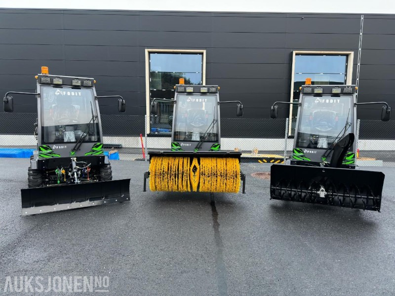 REDSKAPSBÆRER FT-130 FOR SOMMER-VINTERBRUK 2025 modell - Kunnallis-/ Erikoisajoneuvot: kuva REDSKAPSBÆRER FT-130 FOR SOMMER-VINTERBRUK 2025 modell - Kunnallis-/ Erikoisajoneuvot REDSKAPSBÆRER FT-130 FOR SOMMER-VINTERBRUK 2025 modell - Kunnallis-/ Erikoisajoneuvot: kuva REDSKAPSBÆRER FT-130 FOR SOMMER-VINTERBRUK 2025 modell - Kunnallis-/ Erikoisajoneuvot