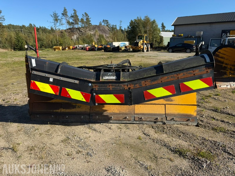 2006 Tellefsdal K70 3400 diagonalplog med paralellogram og slaps - Kuorma-auto: kuva 2006 Tellefsdal K70 3400 diagonalplog med paralellogram og slaps - Kuorma-auto 2006 Tellefsdal K70 3400 diagonalplog med paralellogram og slaps - Kuorma-auto: kuva 2006 Tellefsdal K70 3400 diagonalplog med paralellogram og slaps - Kuorma-auto