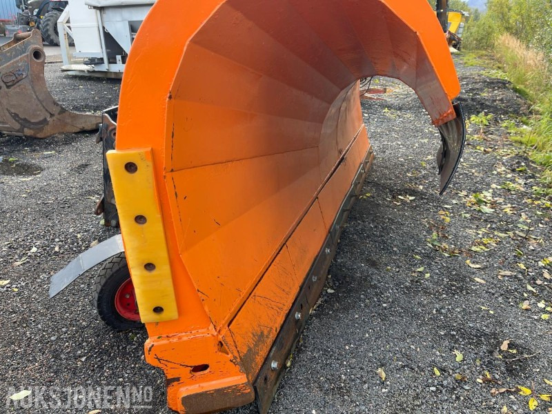 2014 Tellefsdal K-70 P 3400 Plog - Kuorma-auto: kuva 2014 Tellefsdal K-70 P 3400 Plog - Kuorma-auto 2014 Tellefsdal K-70 P 3400 Plog - Kuorma-auto: kuva 2014 Tellefsdal K-70 P 3400 Plog - Kuorma-auto