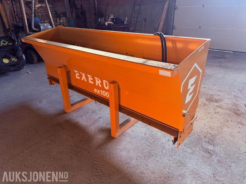 2019 EXERO EX100 Sandstrøer med hydraulikk og vibrator - Kuorma-auto: kuva 2019 EXERO EX100 Sandstrøer med hydraulikk og vibrator - Kuorma-auto 2019 EXERO EX100 Sandstrøer med hydraulikk og vibrator - Kuorma-auto: kuva 2019 EXERO EX100 Sandstrøer med hydraulikk og vibrator - Kuorma-auto